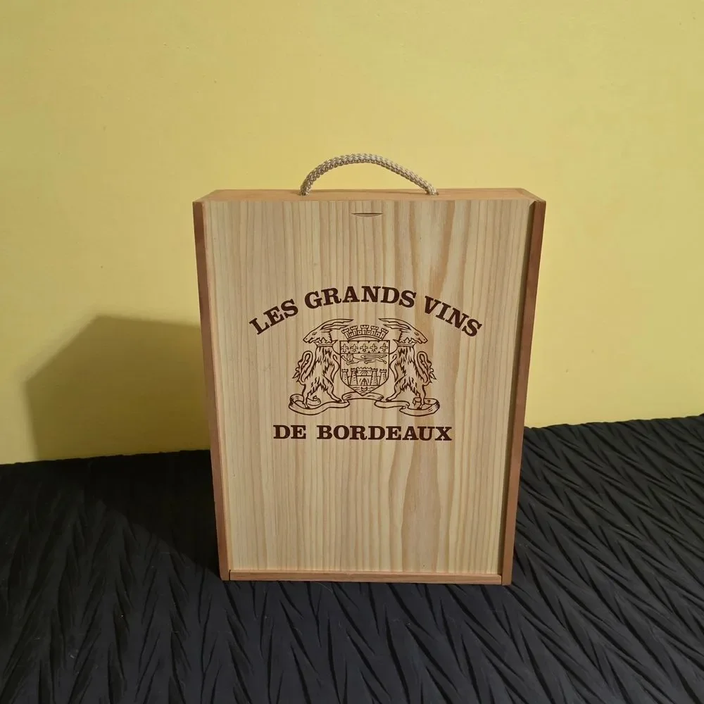 Les Grande De Bordeaux Wooden Wine Gift Box - Natural